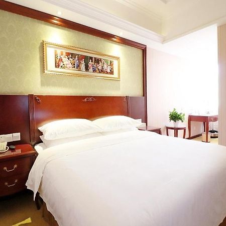 Vienna Hotel Shanghai Hongqiao National Convention Centre Esterno foto